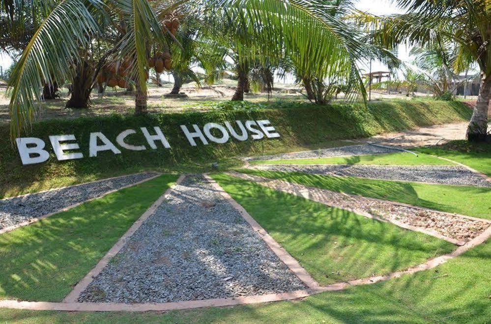 Beach House Негомбо Екстер'єр фото